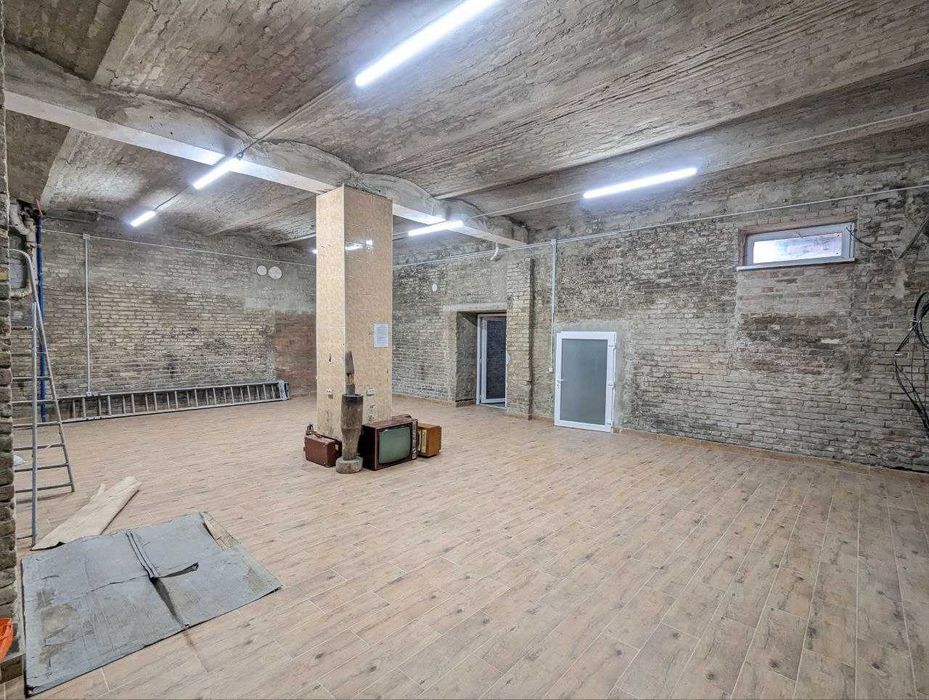 Здаємо цокольне приміщення Центр