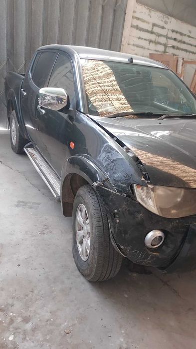 Mitsubishi  L 200 de 2009
