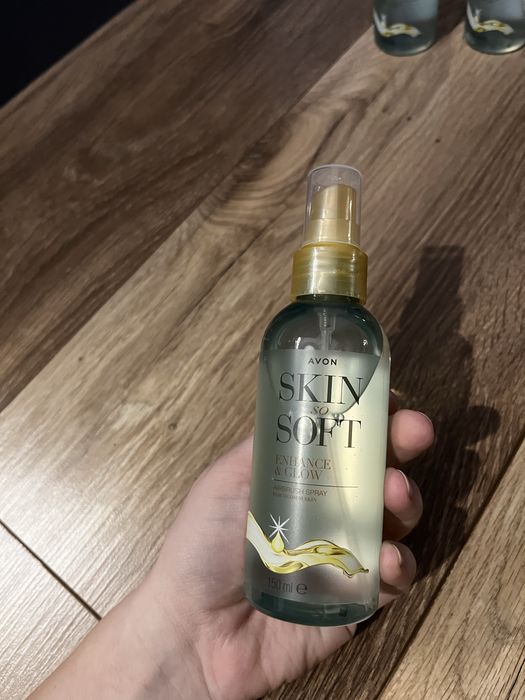 Avon Skin So Soft olejek opalajacy rozświetlajacy
