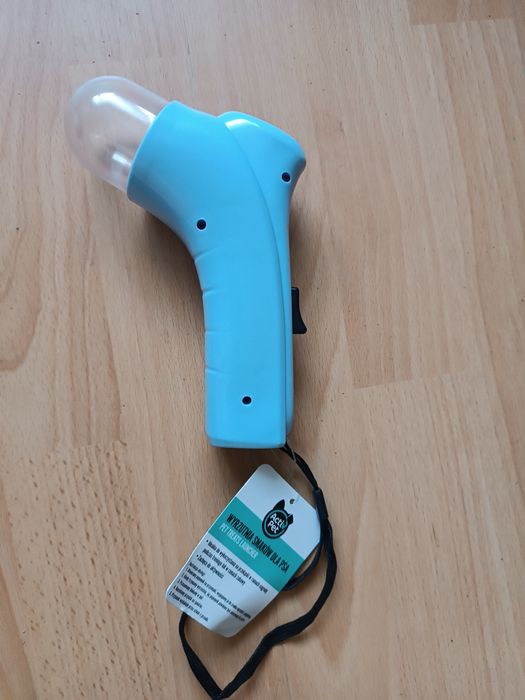 Wyrzutnia smaczków dla psa