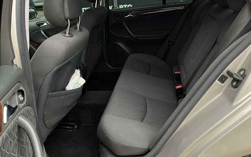 Mercedes-Benz C 200 2003