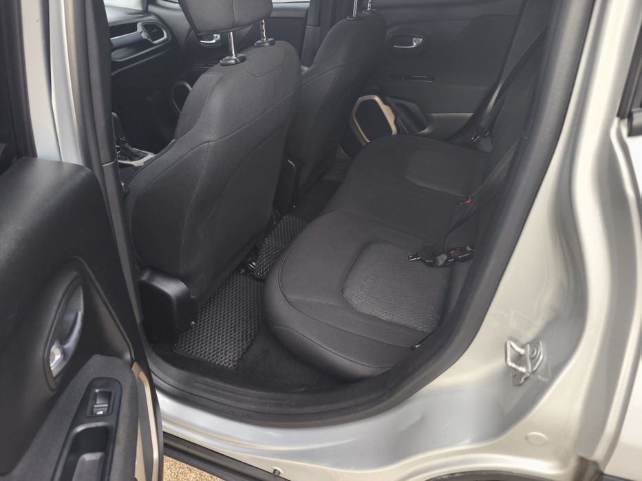 Jeep renegade 2.4 газ бензин полный привод автомат