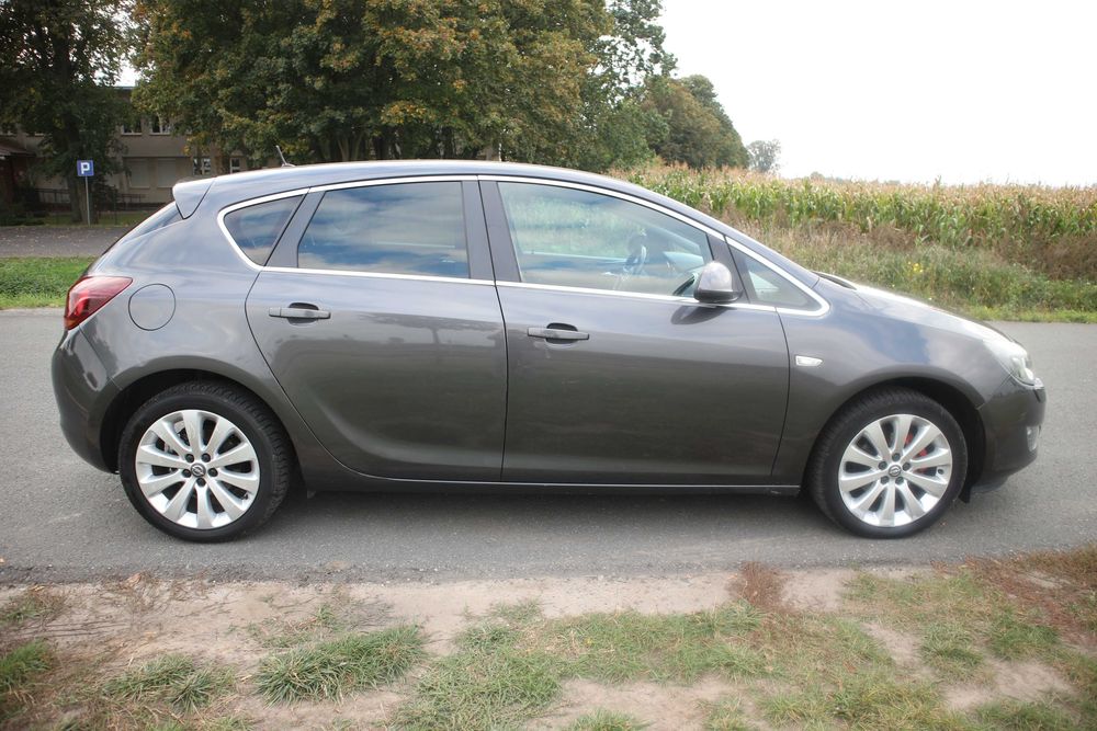 Opel Astra Benzyna Zarejestrowana Zadbana