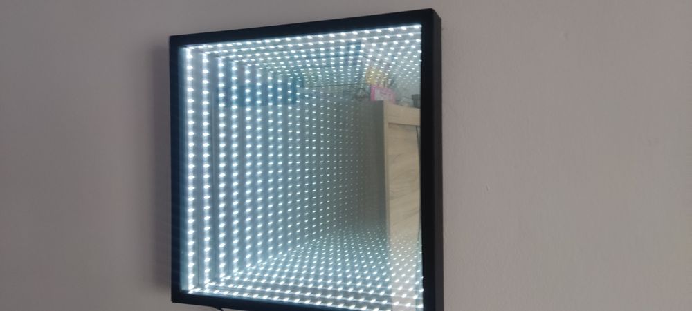 Lustro nieskończoności