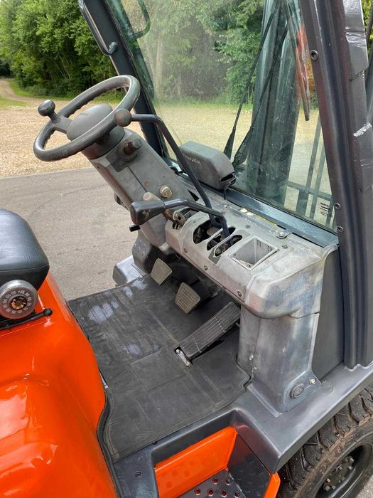 Wózek widłowy NISSAN PD01A15PQ gaz przesuw