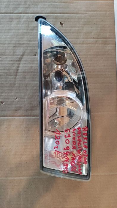 reflektor przeciwmgielny skoda fabia