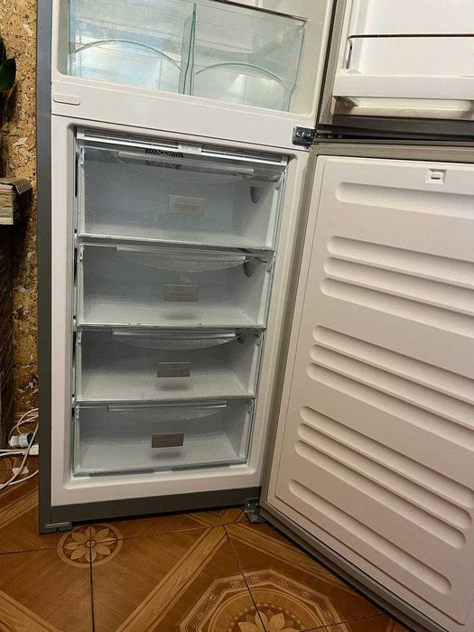 холодильник Liebherr