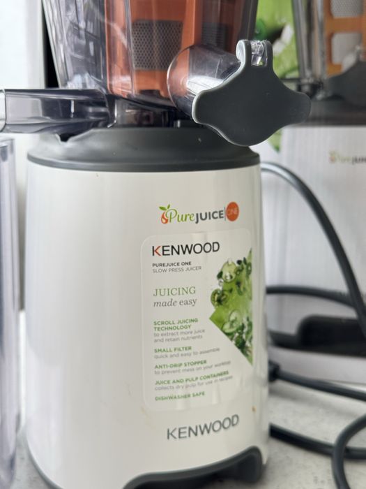 Соковижималка Kenwood PureJuice One (модель JMP400WH)