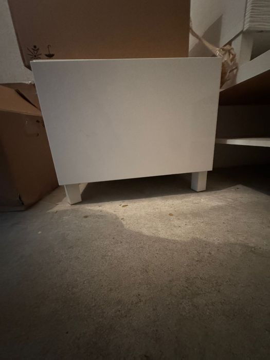 Cubos e mesa de centro