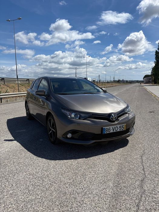 Toyota Auris Touring Sports 1.8  Hybrid GPL