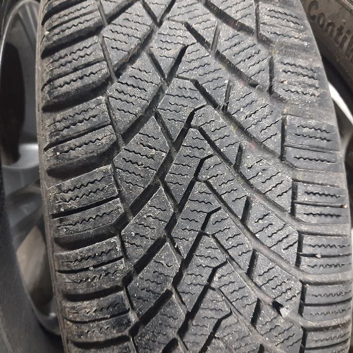 Шини континентальний 205/55R16