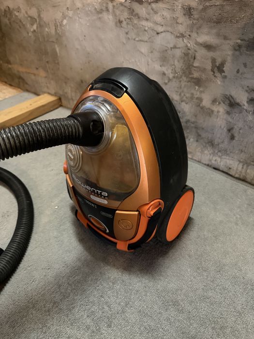 Rowenta Compacteo Cyclonic 1900W – sprawny technicznie