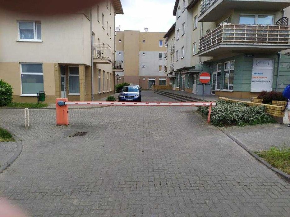 miejsce postojowe w hali garażowej - Widok 3
