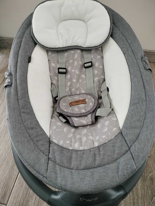 Leżaczek bujaczek elektryczny momi