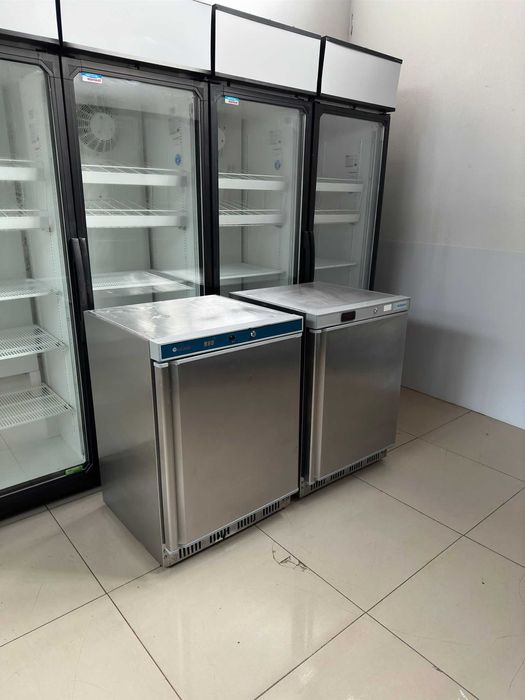 Chłodziarka 85 cm. pod blat 130 l pod blatowa Hendi