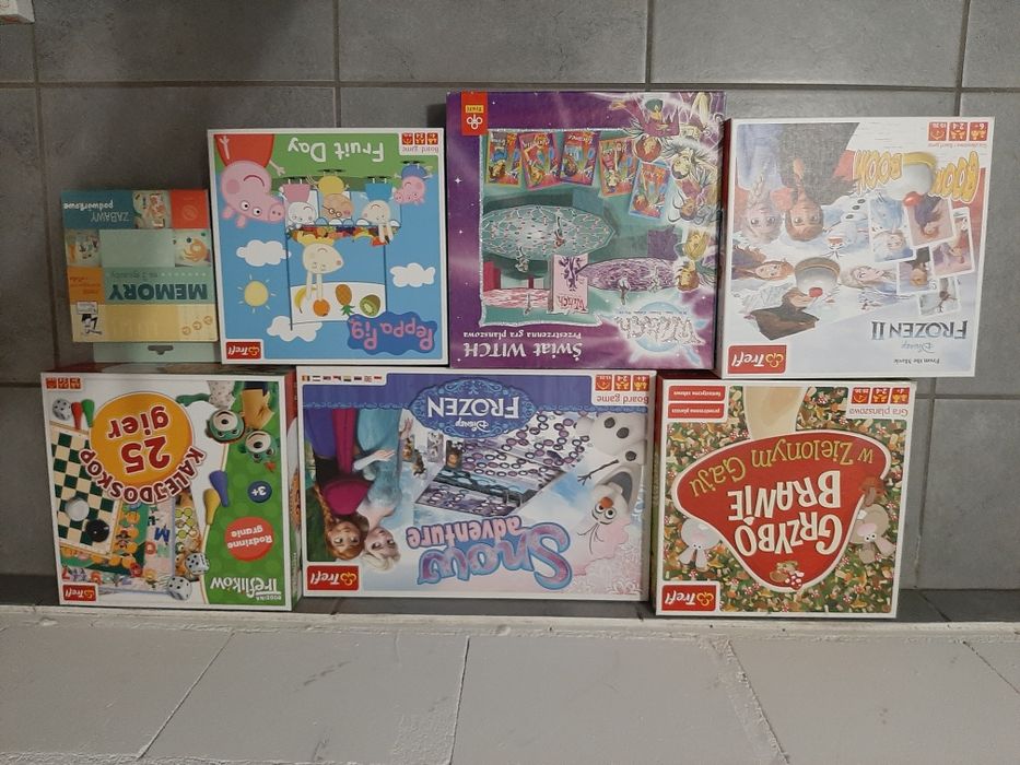 Zestaw gier i puzzli ELSA, grzybobranie Trefliki, Peppa  Miki.