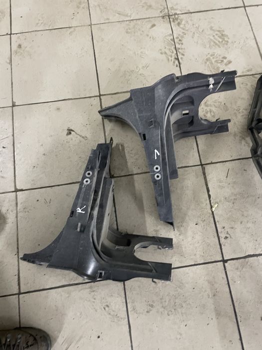 Бмв е70 е71 кріплення крила