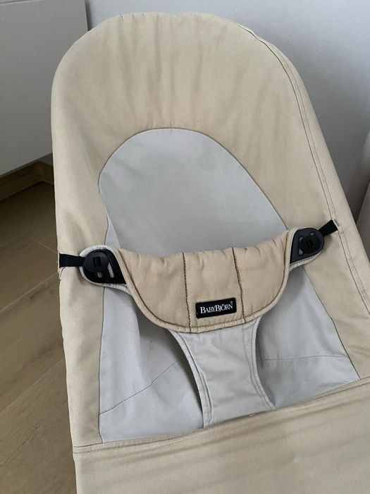 Lezaczek bujaczek babybjorn orygialny