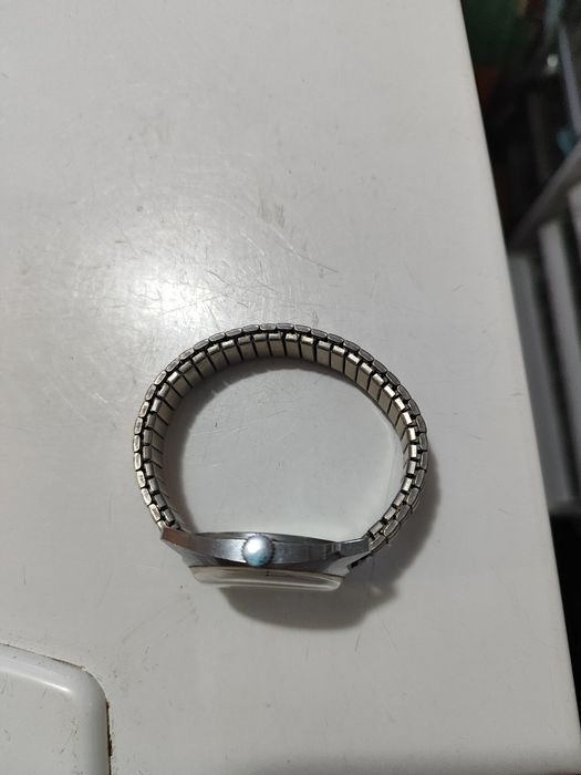 Продам часы механические.