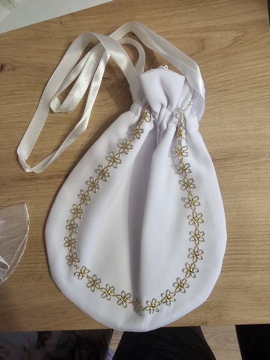 Sprzedam Albę komunijną