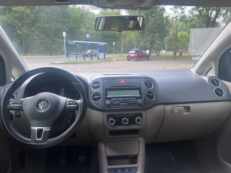 Volkswagen Golf Plus | 2010 Rok | 1.2 Benzyna |