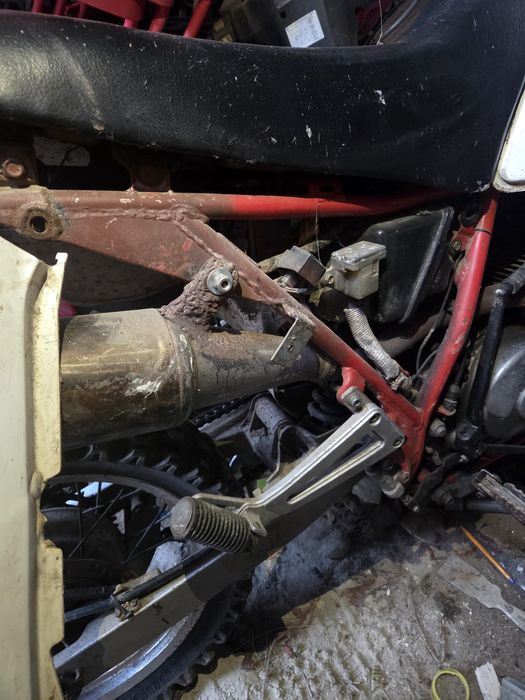 Suzuki dr 650 1992r z papierami