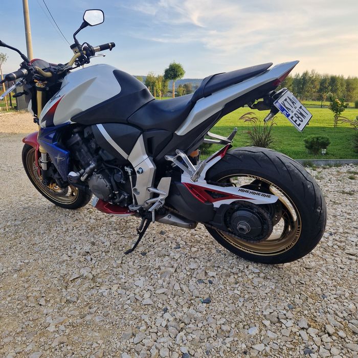 Honda cb 1000r tricolor