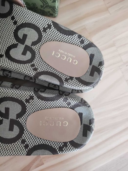 Gucciego Buty, sandaly klapki, skora 94-22