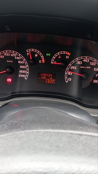 Продам на ходу сел поехал один хозяин