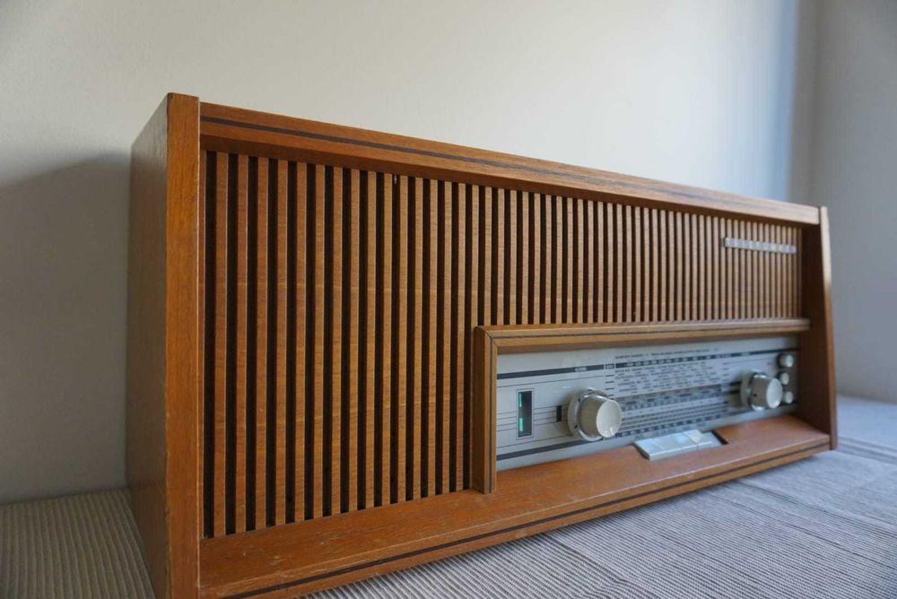 Retro radio Telefunken Andante 1462 - rádio válvulas antigo [c/ FM]