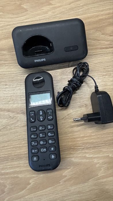 Telefon bezprzewodowy PHILIPS D150