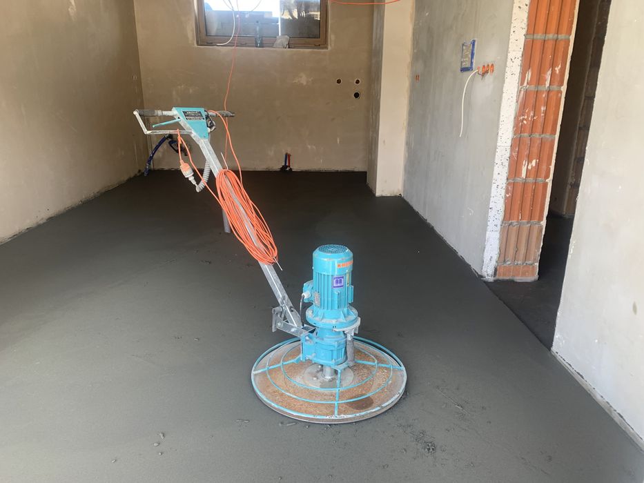 Tynki maszynowe gipsowe wylewki mixokretem