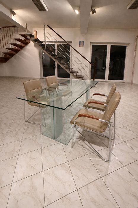 Szklany stól stan idealny