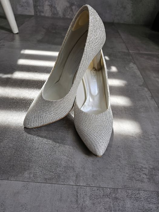 Buty ślubne brokatowe