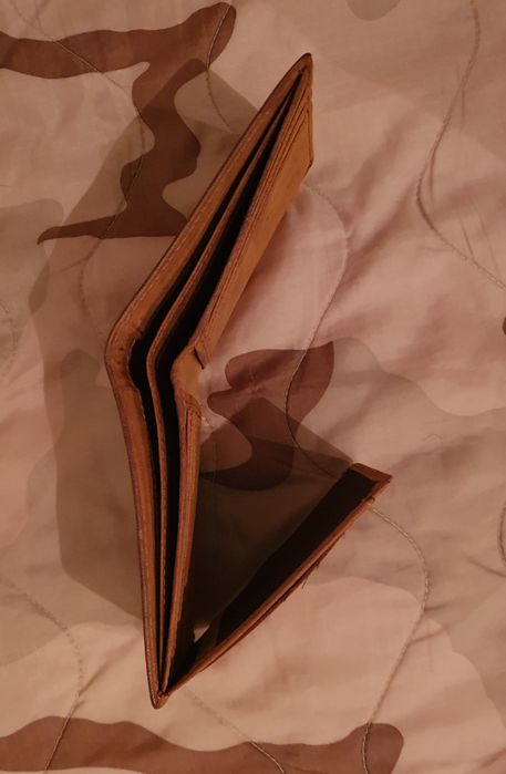 Carteira em pele - cor castanho