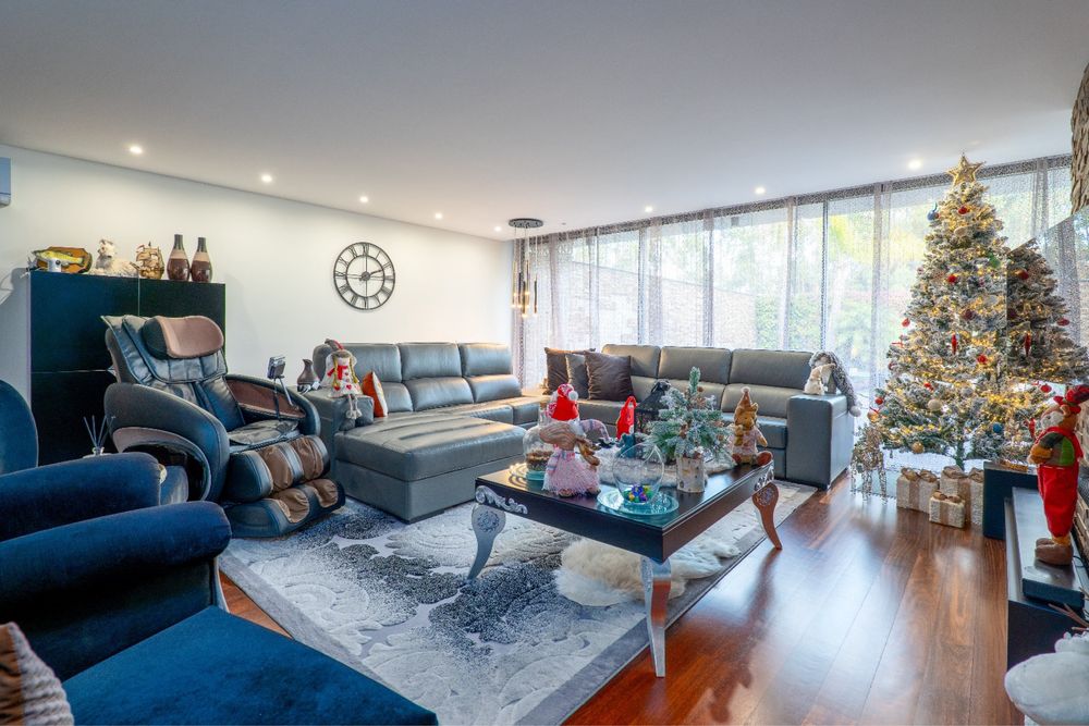 Moradia de Luxo com Piscina na Madalena