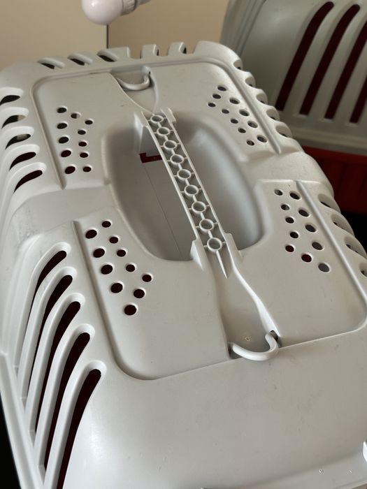 Переноска для тварин