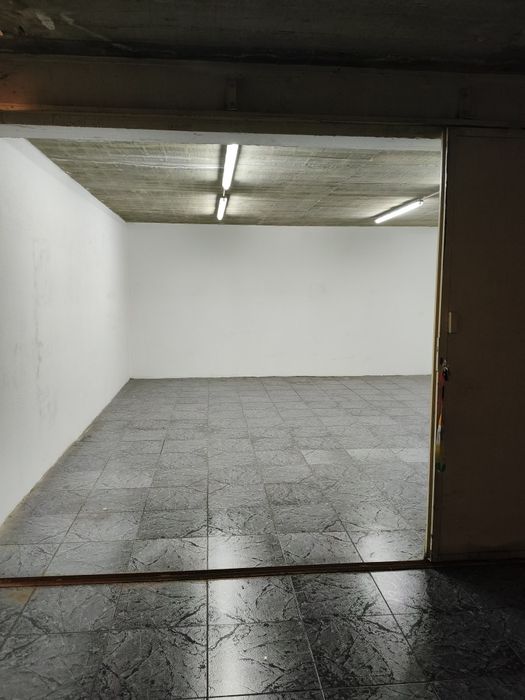 Garagem Box 28m2 Mem Martins