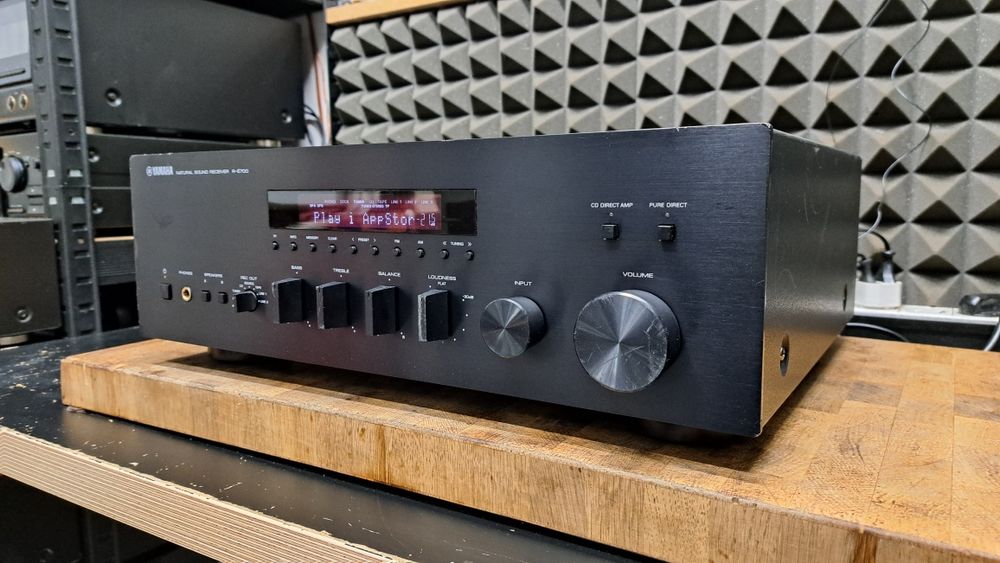 Amplituner Yamaha R-S700