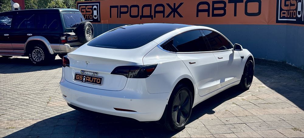 Продам Tesla 3.