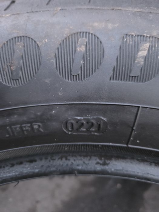 Шини літні 215/60/r16, Goodyear Efficient Grip, 2021р.