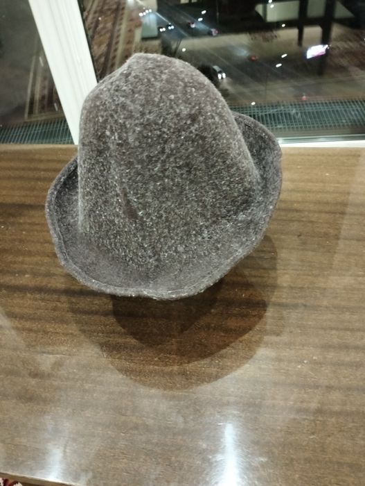 Продам 2 фетровые шляпы