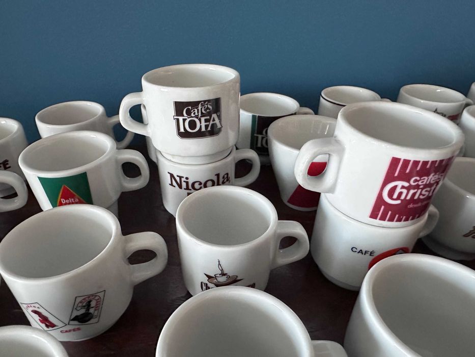 Coleção de chávenas de café