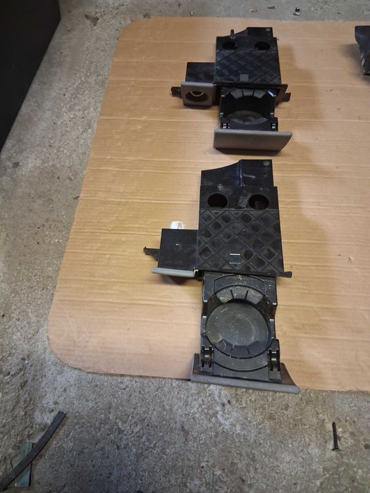 vw t5 uchwyt na kubek szuflada