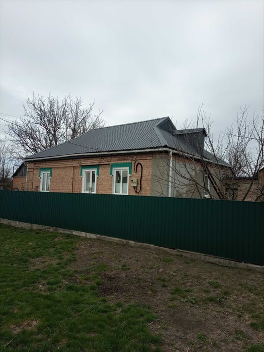 Крыши, навесы, заборы, кладка, стяжка, тротуарная плитка и т.д ...