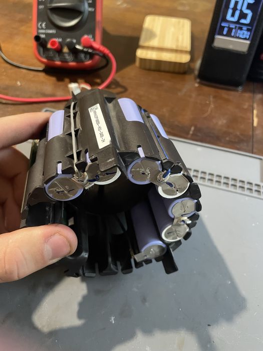 Regeneracja Baterii elektronarzędzi,hulajnóg,rowerów 18650