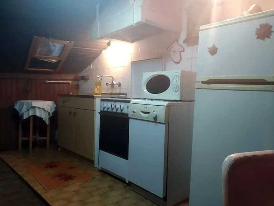 Quarto na Alta de Coimbra  (5 min a pé da Universidade)