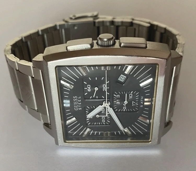 Relógio Guess Steel Masculino Cronógrafo Quadrado Aço Inoxidável – Mostrador Preto