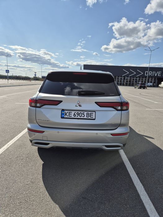 Продається Mitsubishi Outlander 2022 року