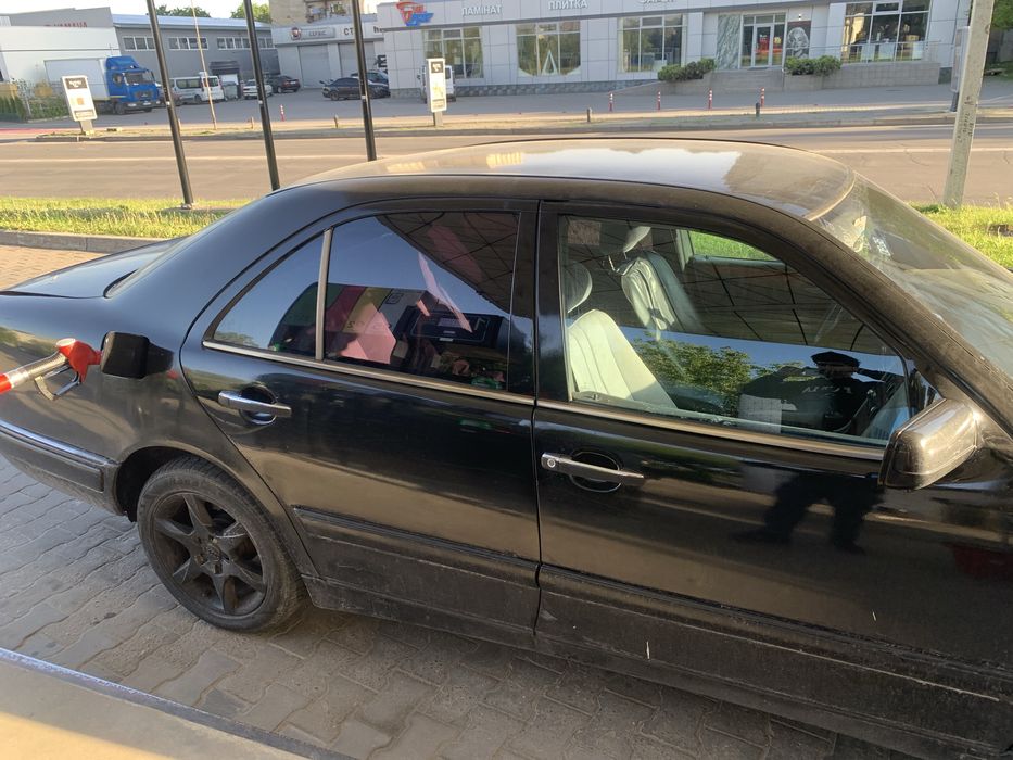 Продам  Mercedes W210 E280